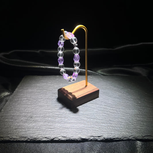 White Quartz & Amethyst Bracelet – close-up detail of natural crystal